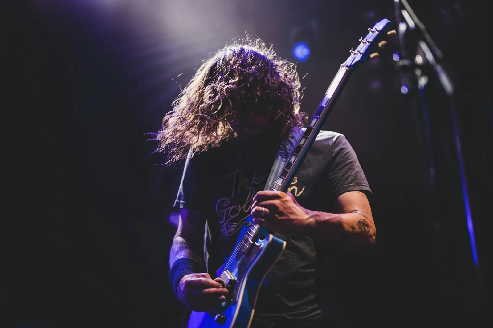 Dex Halloran, live